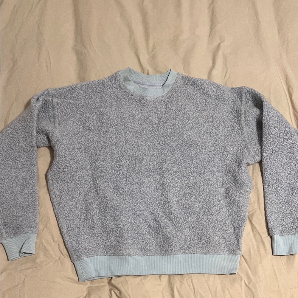 Outdoor Voices women’s blue Sweater